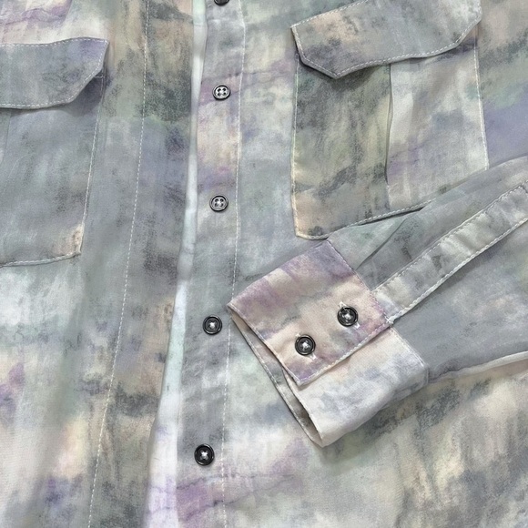Silence + Noise Semi Sheer Muted Watercolor Button Down Blouse sz S - Picture 7 of 15